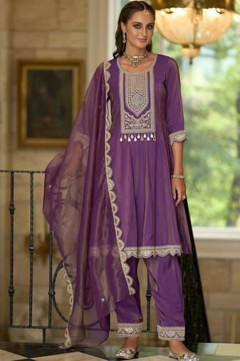 Women Ethnic Motifs Embroidered Regular Kurta with Trousers & With Dupatta
