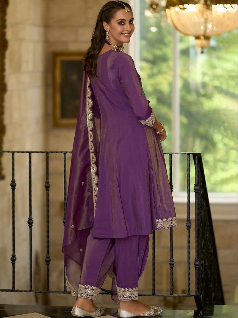 Women Ethnic Motifs Embroidered Regular Kurta with Trousers & With Dupatta