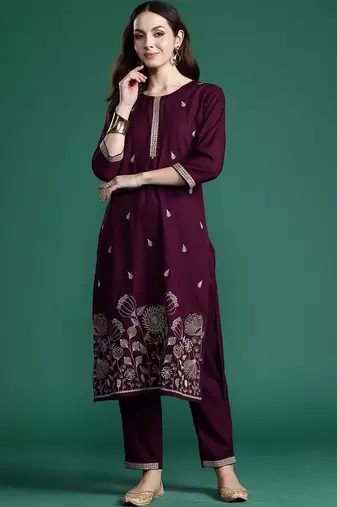 Women Floral Embroidered Regular Thread Work Kurta with Trousers