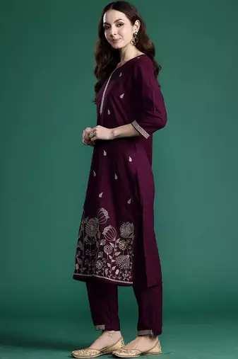 Women Floral Embroidered Regular Thread Work Kurta with Trousers