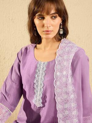 Women Regular Chikankari Kurta with Trousers & With Dupatta 3