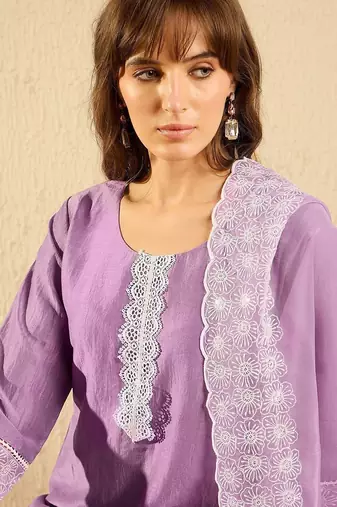 Women Regular Chikankari Kurta with Trousers & With Dupatta
