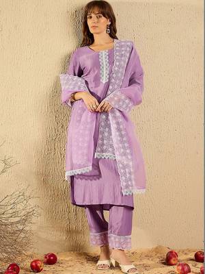 Women Regular Chikankari Kurta with Trousers & With Dupatta 6