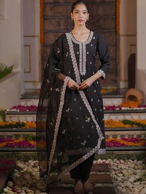 Women Ethnic Motifs Embroidered Regular Thread Work Kurta with Trousers & With Dupatta 1