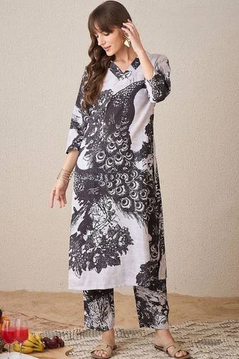 Women Ethnic Motifs Printed Regular  Cotton Kurta with Trousers
