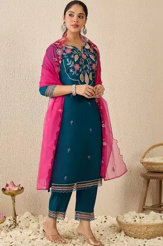 Women Floral Embroidered Regular Thread Work Kurta with Trousers & With Dupatta