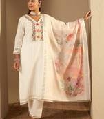 Women Floral Embroidered Regular Mirror Work Pure Cotton Kurta with Trousers & With Dupatta