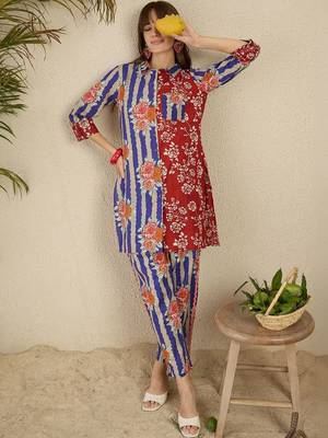 Women Floral Printed Regular Pure Cotton Kurta with Trousers 1
