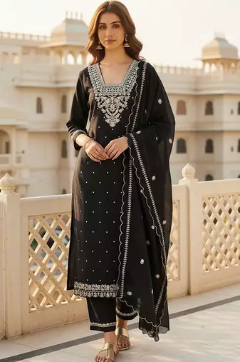 Women Ethnic Motifs Embroidered Regular Thread Work Pure Cotton Kurta with Trousers & With Dupatta