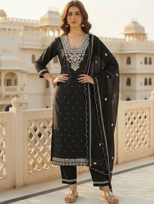Women Ethnic Motifs Embroidered Regular Thread Work Pure Cotton Kurta with Trousers & With Dupatta 6