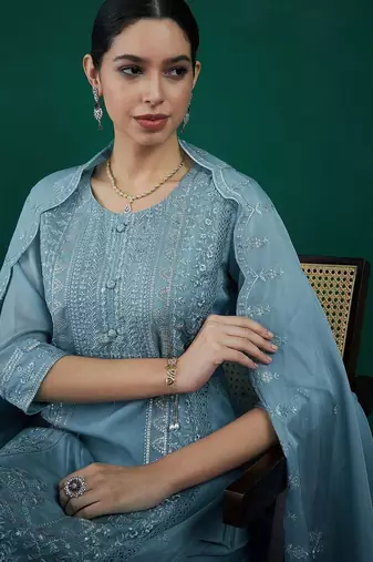 Women Ethnic Motifs Embroidered Regular Thread Work Kurta with Trousers & With Dupatta