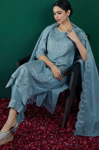 Women Ethnic Motifs Embroidered Regular Thread Work Kurta with Trousers & With Dupatta