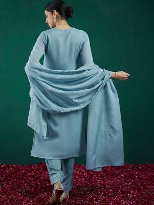 Women Ethnic Motifs Embroidered Regular Thread Work Kurta with Trousers & With Dupatta 4