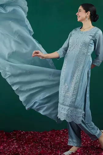 Women Ethnic Motifs Embroidered Regular Thread Work Kurta with Trousers & With Dupatta