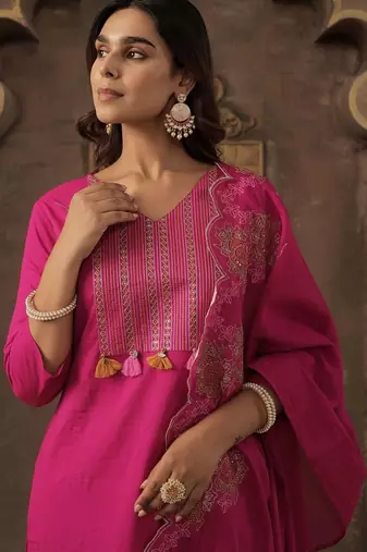 Women Ethnic Motifs Embroidered Regular Thread Work Pure Cotton Kurta with Trousers & With Dupatta
