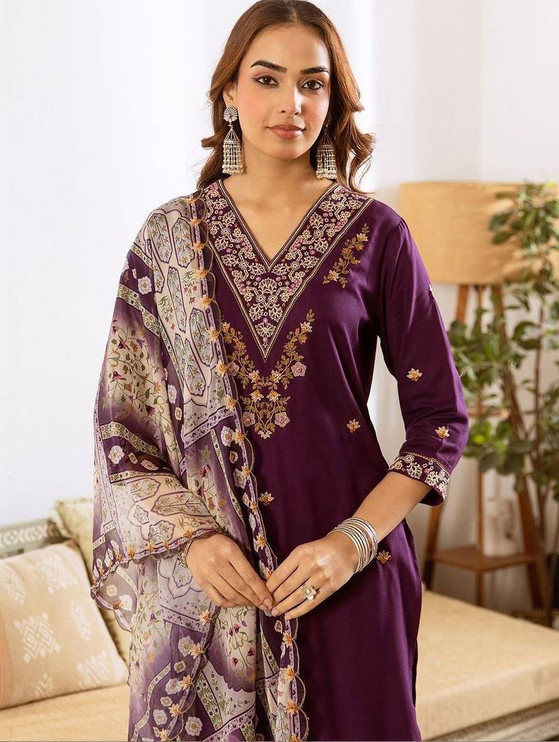 Women Ethnic Motifs Embroidered Regular Thread Work Kurta with Palazzos & With Dupatta