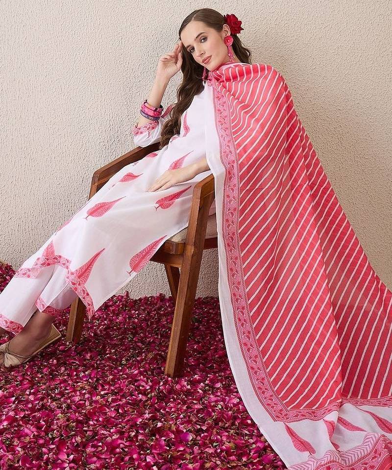 Women Ethnic Motifs Printed Regular Pure Cotton Kurta with Trousers & With Dupatta