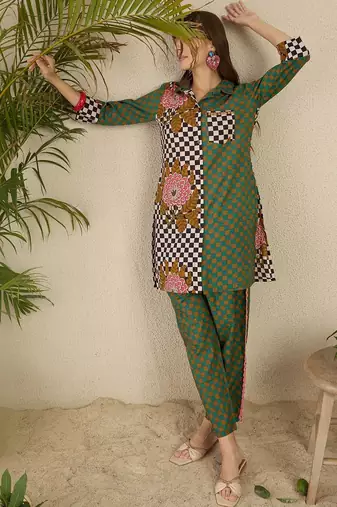 Women Printed Regular Pure Cotton Kurta with Trousers