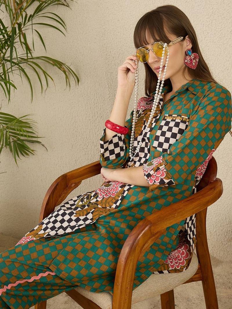 Women Printed Regular Pure Cotton Kurta with Trousers