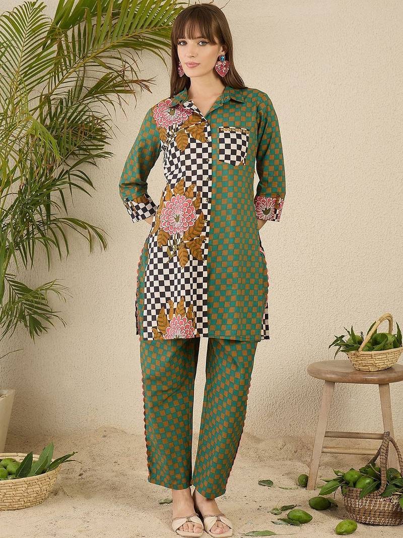 Women Printed Regular Pure Cotton Kurta with Trousers
