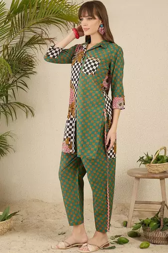Women Printed Regular Pure Cotton Kurta with Trousers