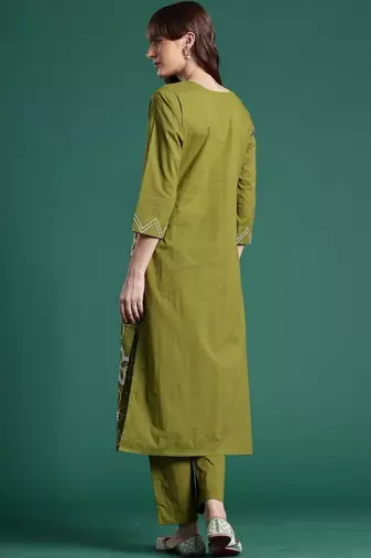 Women Floral Embroidered Regular Thread Work Pure Cotton Kurta with Trousers