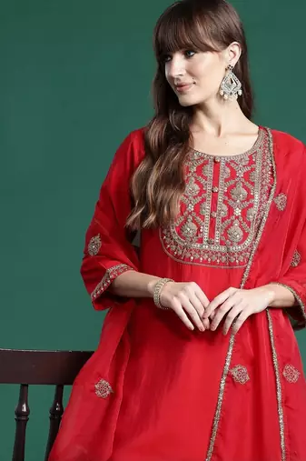 Women Ethnic Motifs Embroidered Regular Liva Kurta with Trousers & With Dupatta