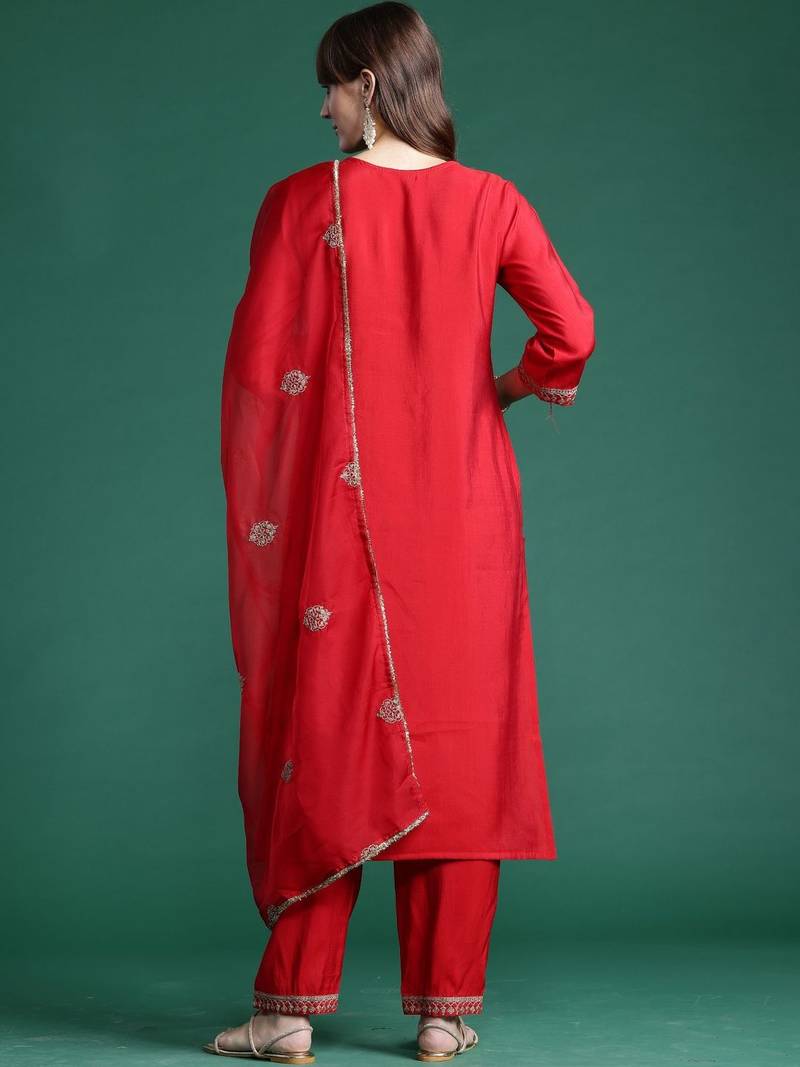 Women Ethnic Motifs Embroidered Regular Liva Kurta with Trousers & With Dupatta