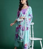Women Floral Printed Regular Kurta with Trousers & With Dupatta