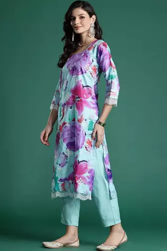 Women Floral Printed Regular Kurta with Trousers & With Dupatta