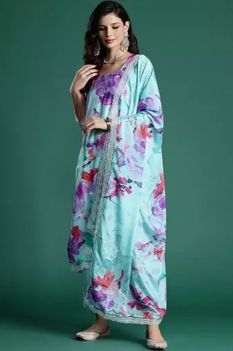 Women Floral Printed Regular Kurta with Trousers & With Dupatta