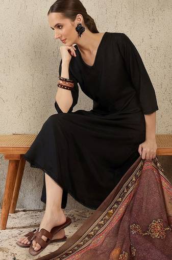 Women Ethnic Motifs Regular Kurta with Trousers & With Dupatta