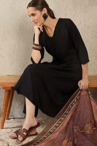 Women Ethnic Motifs Regular Kurta with Trousers & With Dupatta
