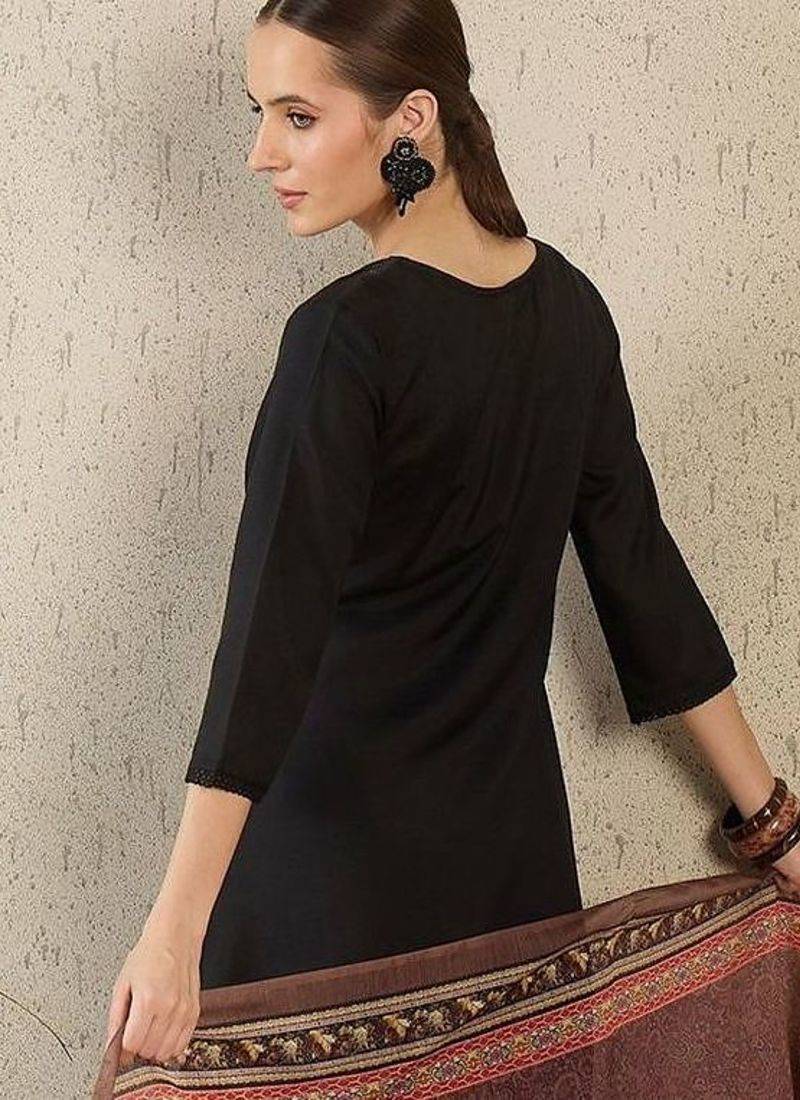 Women Ethnic Motifs Regular Kurta with Trousers & With Dupatta