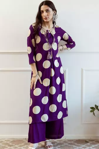 Women Printed Regular Thread Work Kurta with Palazzos