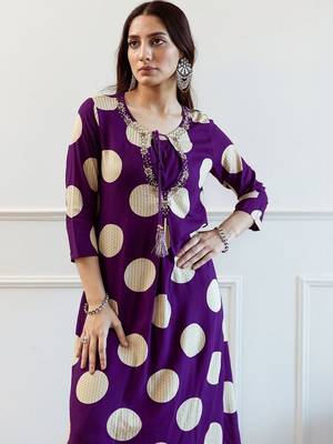 Women Printed Regular Thread Work Kurta with Palazzos 2