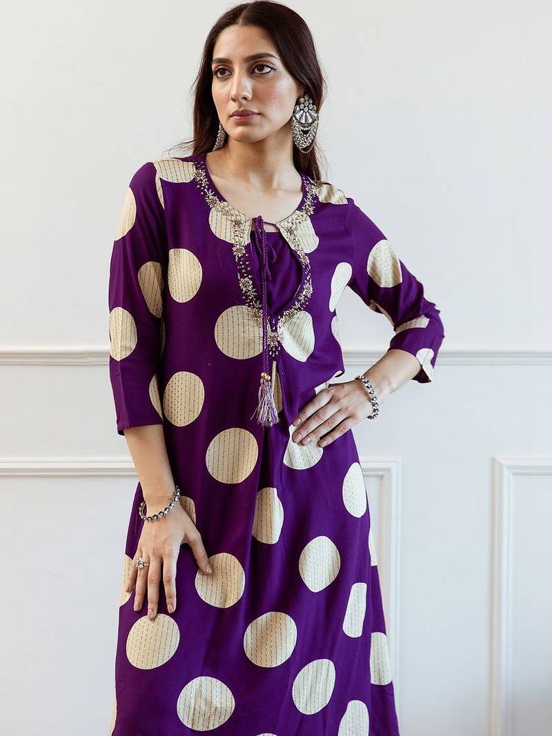 Women Printed Regular Thread Work Kurta with Palazzos
