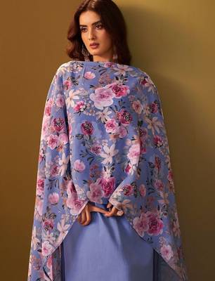 Women Floral Regular Kurta with Trousers & With Dupatta 4