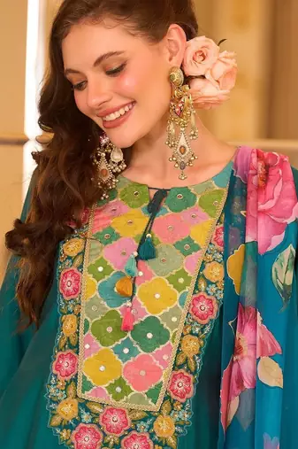 Women Floral Embroidered Regular Mirror Work Kurta with Trousers & With Dupatta