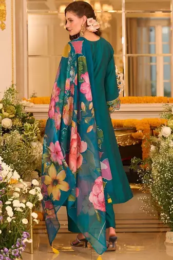 Women Floral Embroidered Regular Mirror Work Kurta with Trousers & With Dupatta