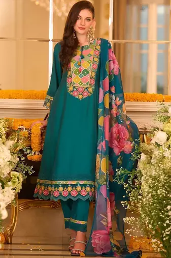 Women Floral Embroidered Regular Mirror Work Kurta with Trousers & With Dupatta