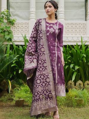 Women Ethnic Motifs Regular Kurta with Pyjamas & With Dupatta 1