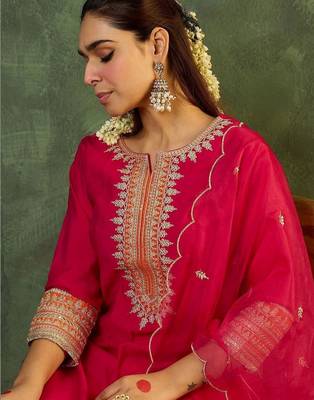 Women Ethnic Motifs Embroidered Regular Kurta with Trousers & With Dupatta 2