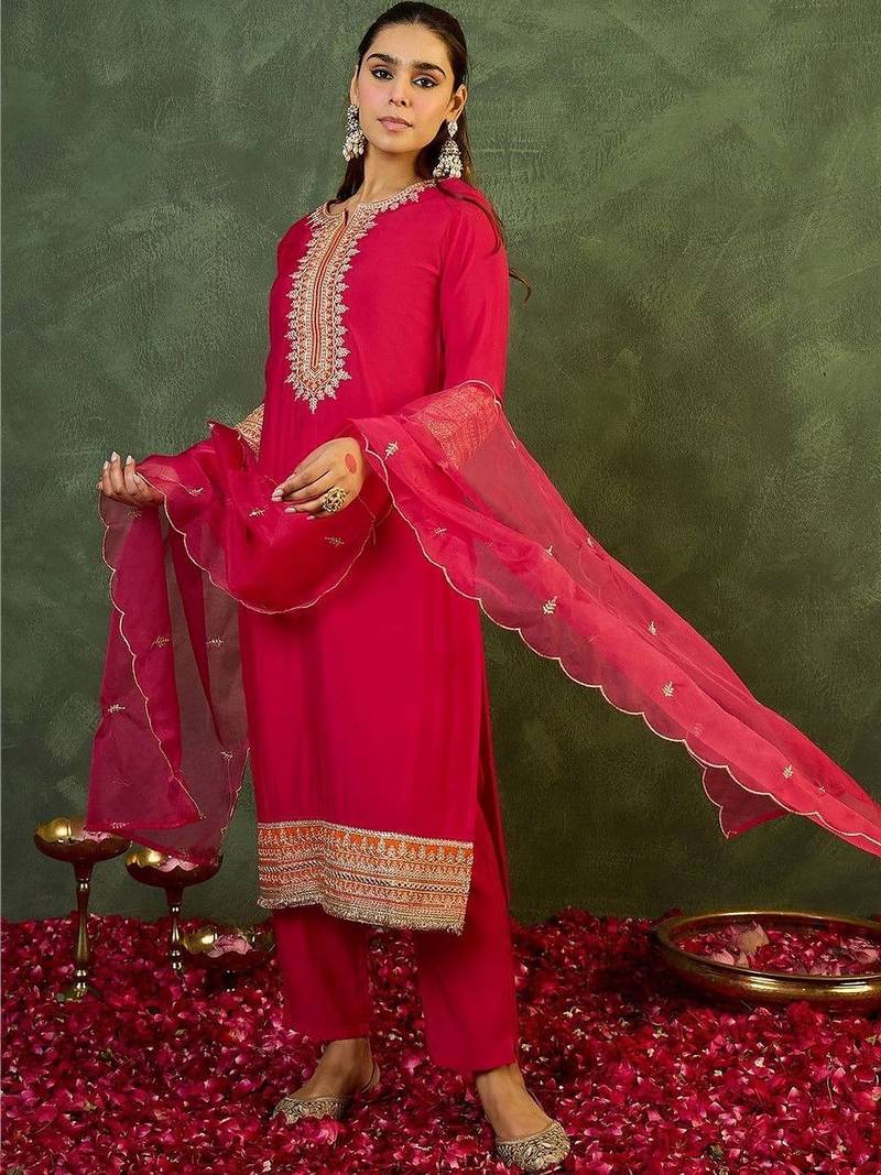 Women Ethnic Motifs Embroidered Regular Kurta with Trousers & With Dupatta