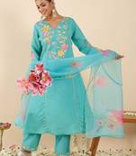 Women Floral Embroidered Regular Thread Work Kurta with Trousers & With Dupatta
