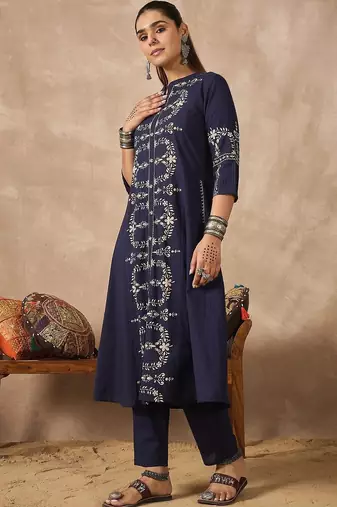 Women Ethnic Motifs Printed Regular Pure Cotton Kurta with Trousers