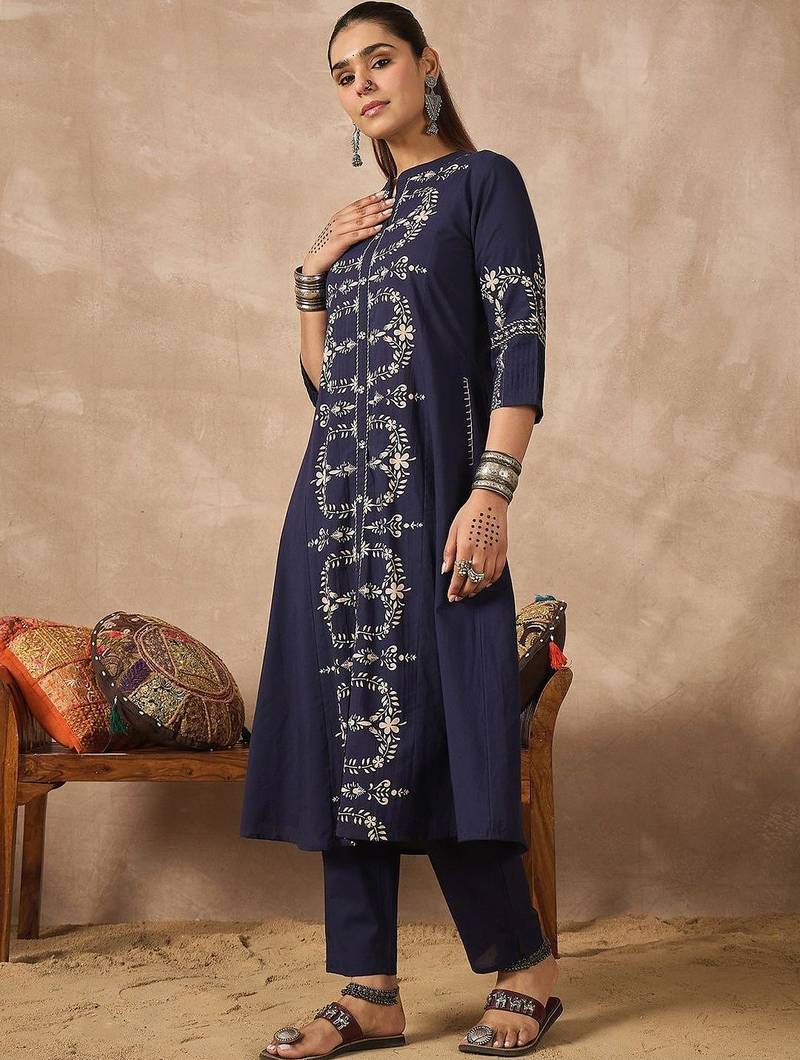 Women Ethnic Motifs Printed Regular Pure Cotton Kurta with Trousers
