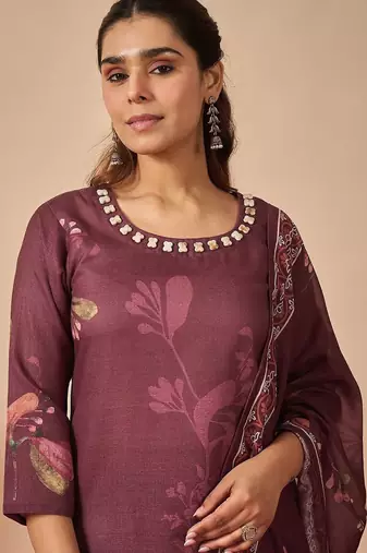 Women Floral Printed Regular Thread Work Linen Kurta with Trousers & With Dupatta