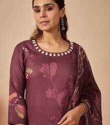 Women Floral Printed Regular Thread Work Linen Kurta with Trousers & With Dupatta