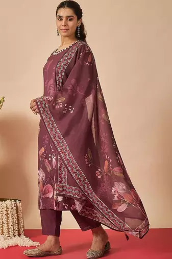Women Floral Printed Regular Thread Work Linen Kurta with Trousers & With Dupatta
